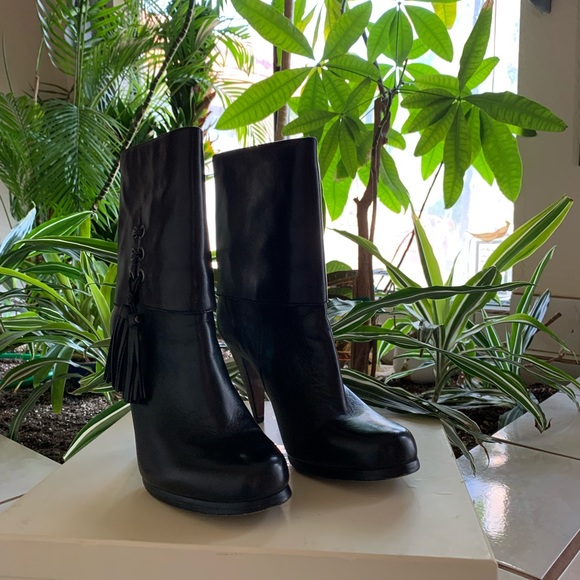 COACH SOFT LEATHER BOOTS BLACK LEGRA SIZE 8M PREOWNED IN BOX - Picture 4 of 16